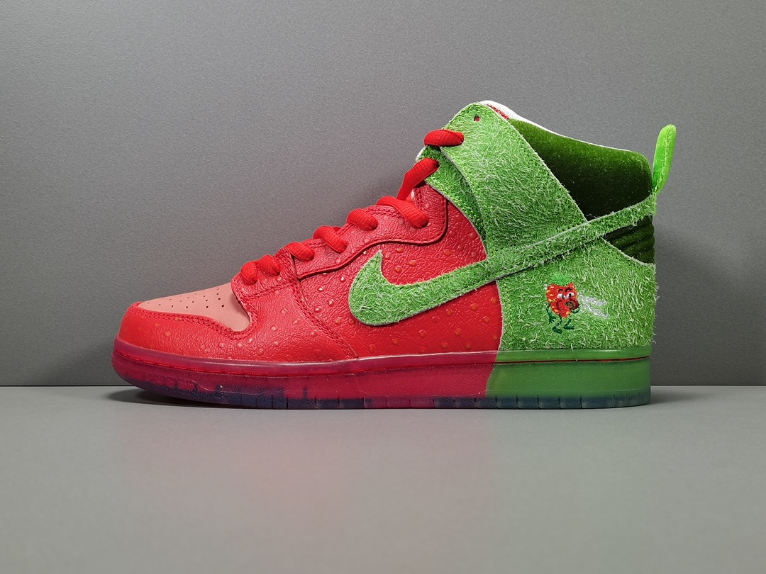  [NIKE] 나이키 SB 덩크 하이 스트로베리 카우치 STRAWBERRY COUGH CW7093-600