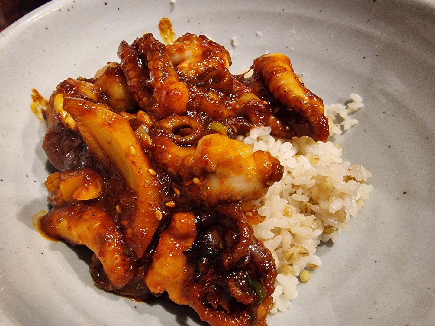  [동대문 맛집 리뷰] 정갈한데 또 힙해서 술먹는 쭈꾸미집 - 동묘집