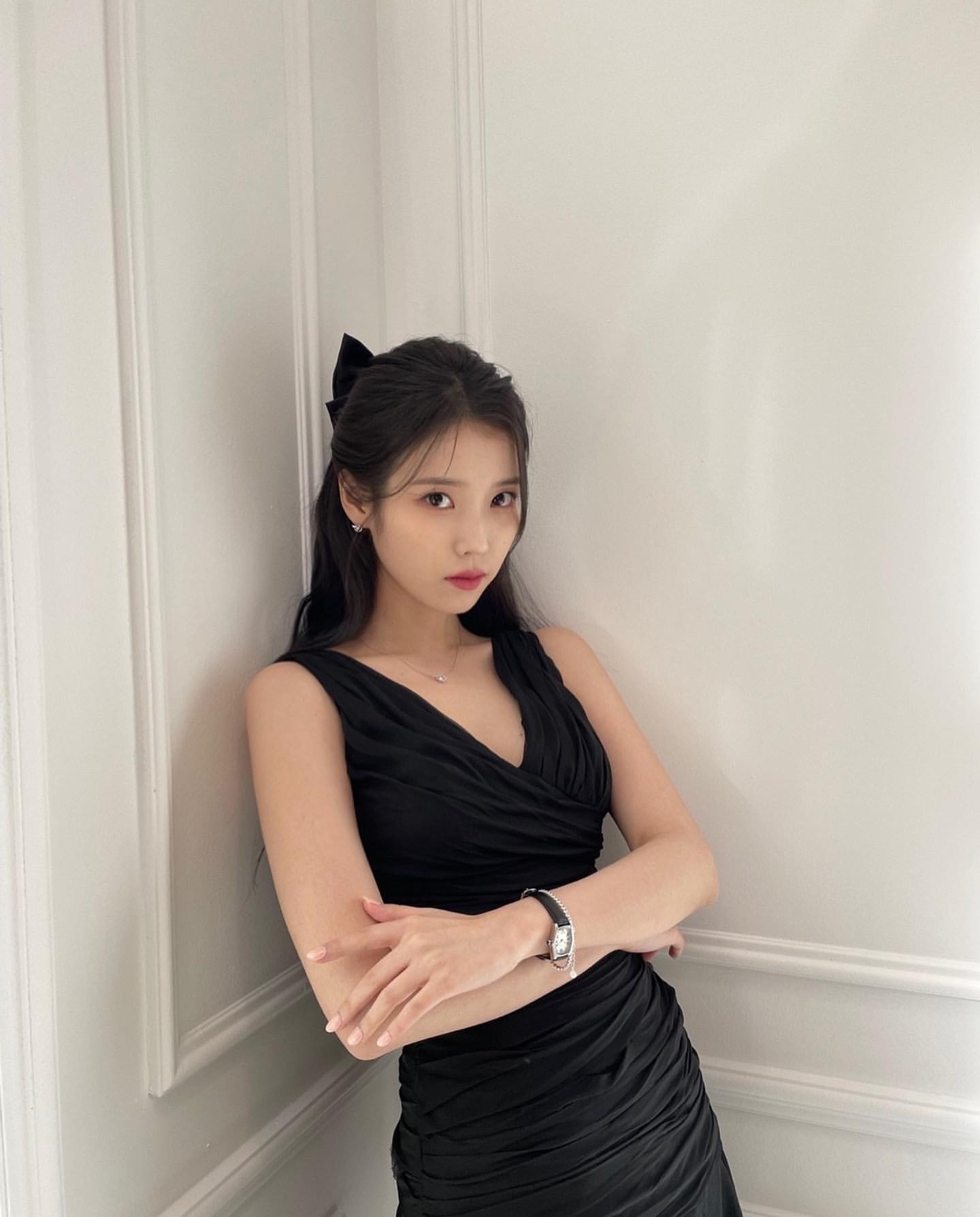  [아이유IU] 인스타 230215