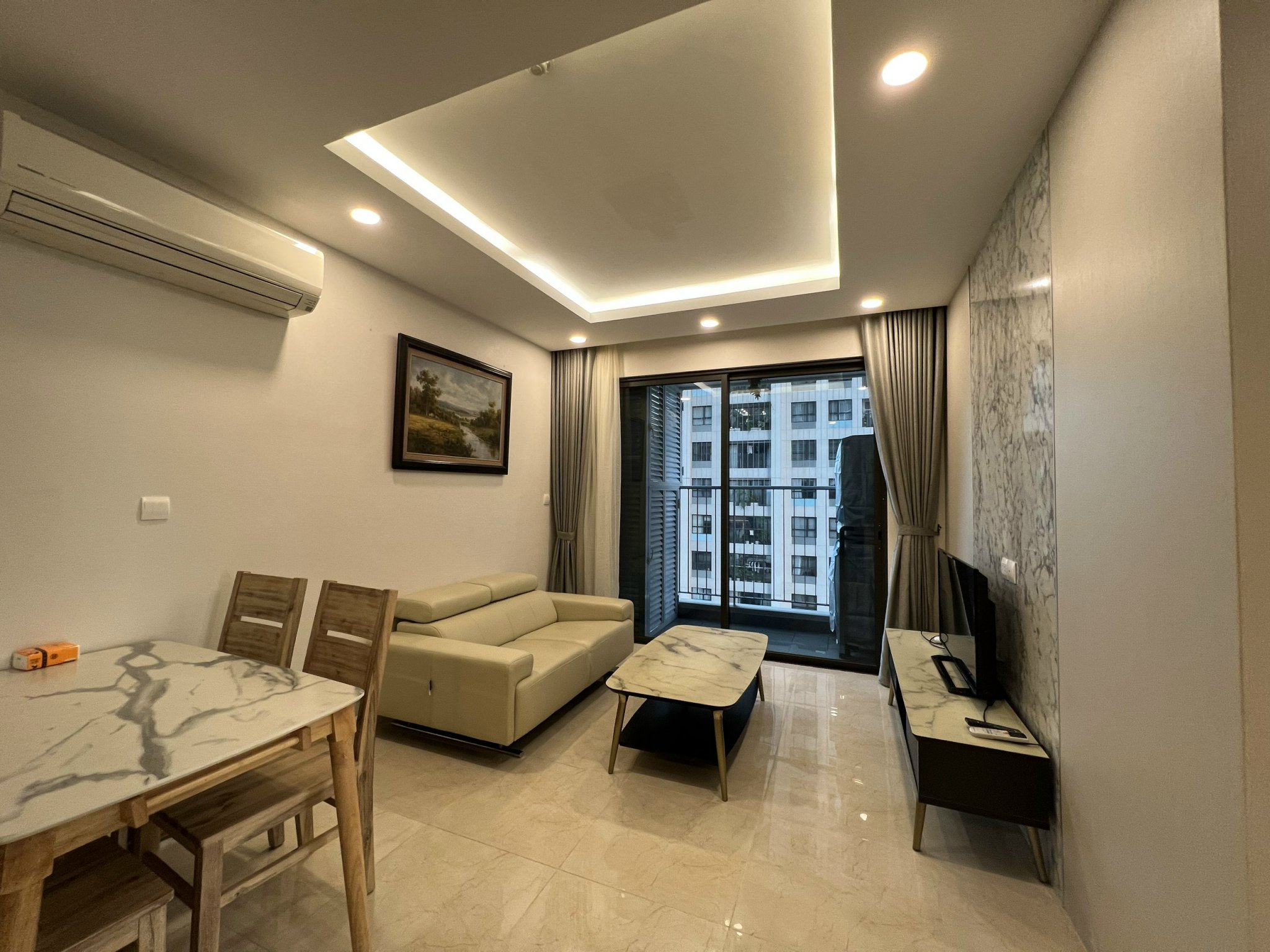  Vinhomes D' capitale 단기 임대/ 1.5룸
