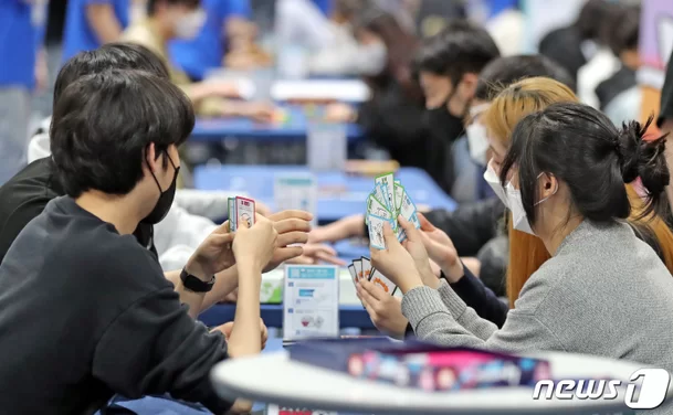  보드게임 동호회는 '불륜 성지'…동물의 왕국