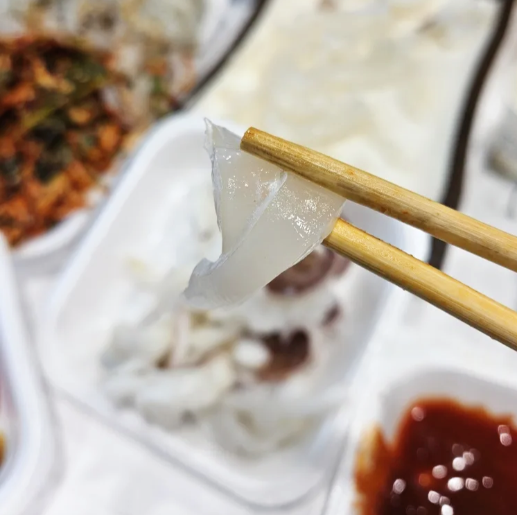 당진 장고항 실치회 수산물유통센터 봄 제철 음식 현지 맛집
