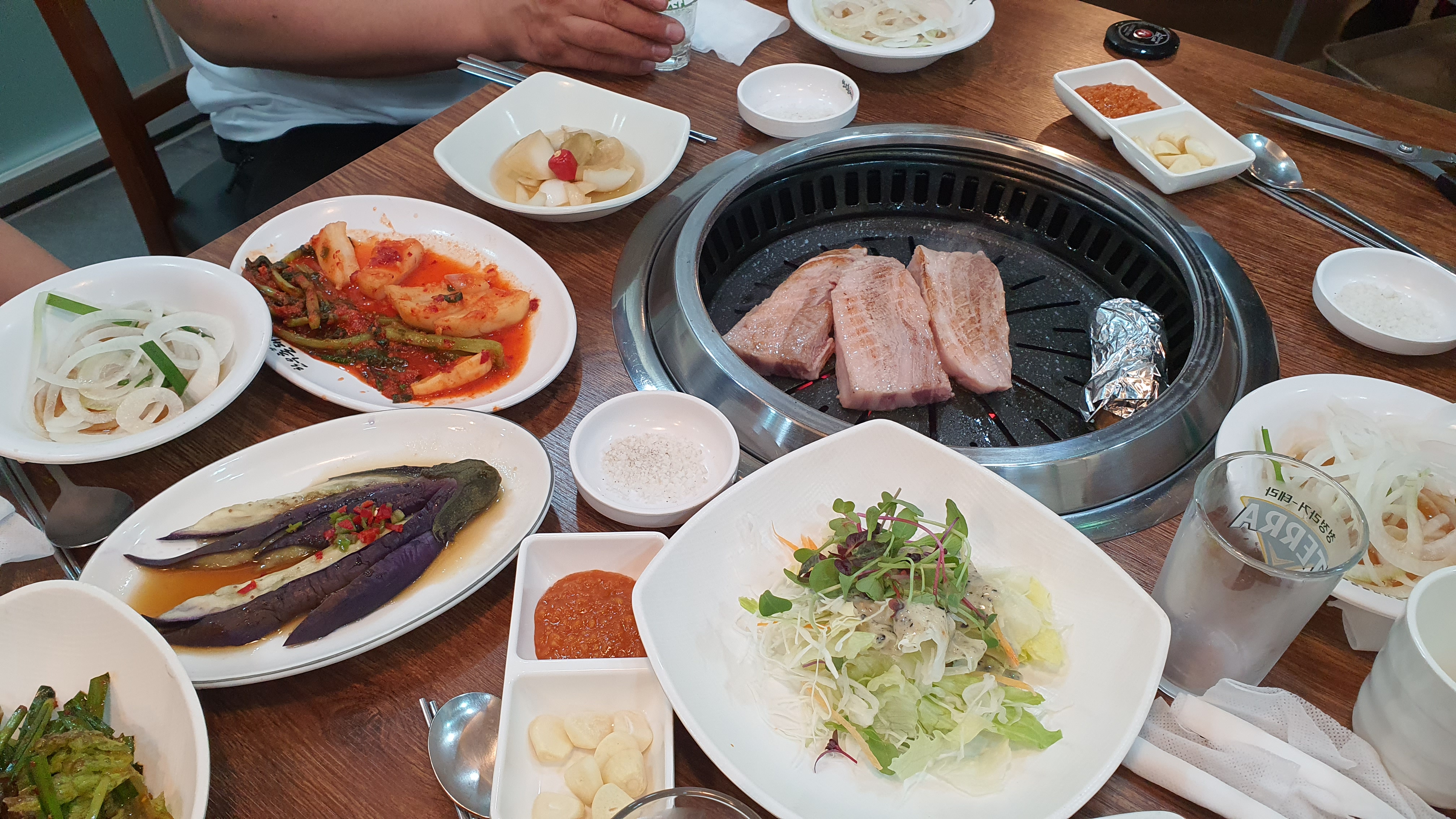 돼지마을 이미지