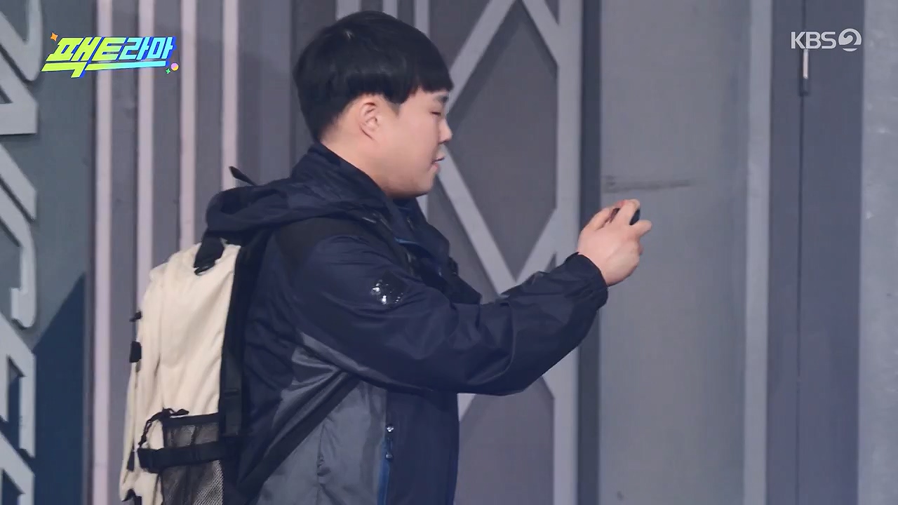 개그 콘서트.E03.231127p-NEXT.mp4_20231127_202016.613.jpg