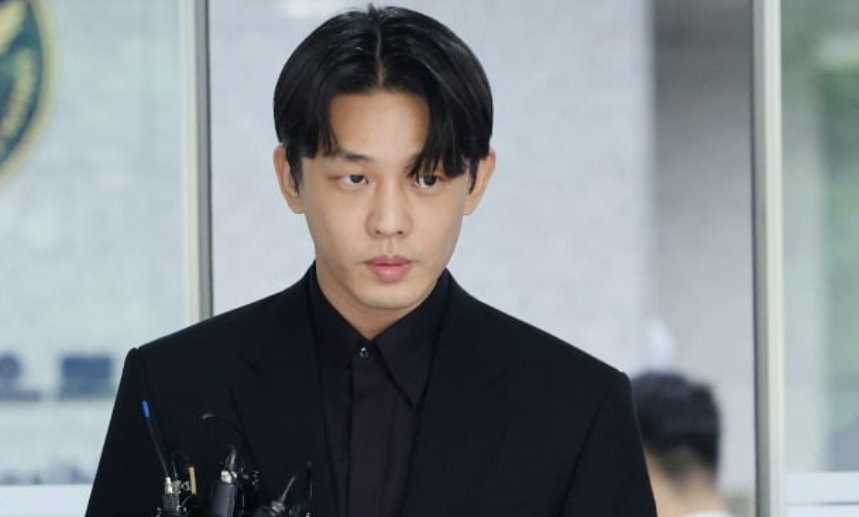 유아인&#44; 50일 만의 공개 사과 마약 혐의 인정 및 반성의 시간