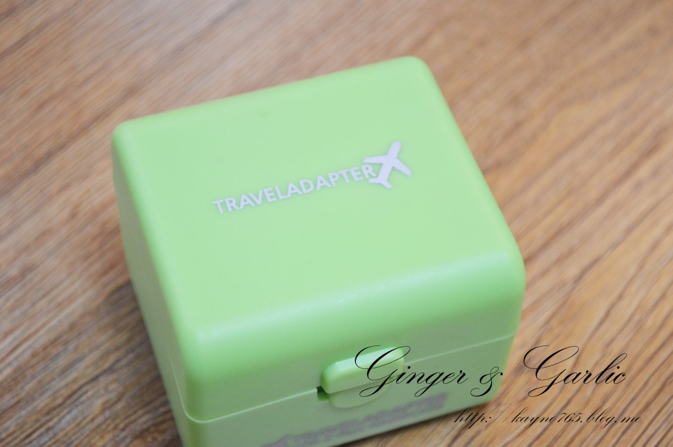 USB 트레블 어댑터 : USB Travel Adapter - 멀티 어댑터, 고속 충전, 해외 여행의 필수품!