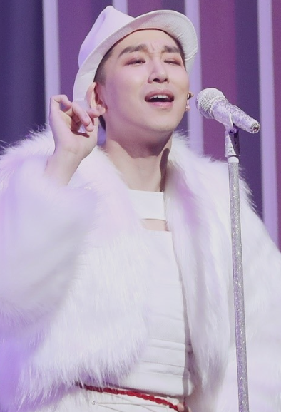 김호영 커밍아웃 및 게이 논란 총정리 - 자동차의 모든것 김호영 커밍아웃 및 게이 논란 총정리 - 자동차의 모든것