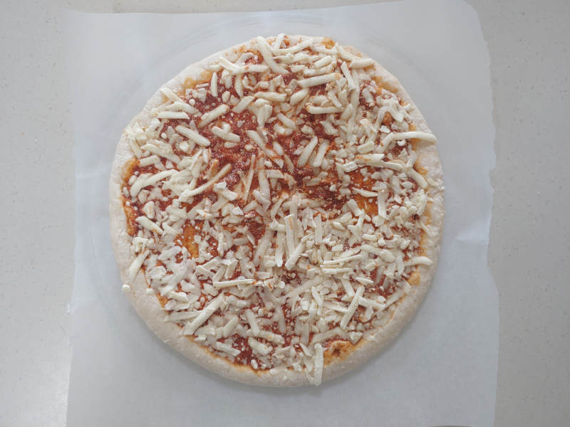 델리치오세-마르게리타-피자-냉동된-피자