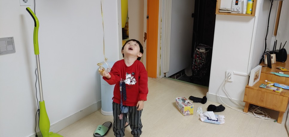 선물 받은 현서의 표정 청주 이벤트 풍선 뜻밖의 14