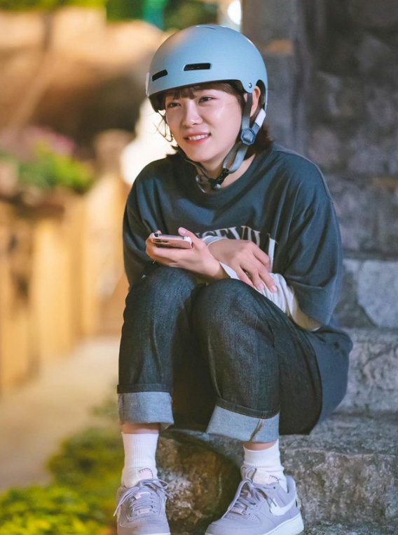 김세정 나이 프로필 키 근육 고화질 화보 다리 인스타 과거 ioi 출연작 레전드