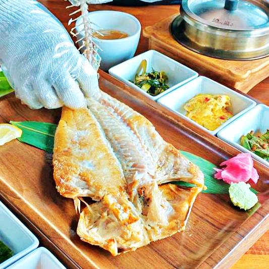  생방송 오늘저녁 서울 근교 연천 500도 화덕 생선구이 맛집 10월23일 고등어, 뽈락, 옥돔, 장굴비, 삼치, 연어 구이 감태, 치자물 솥밥 위치