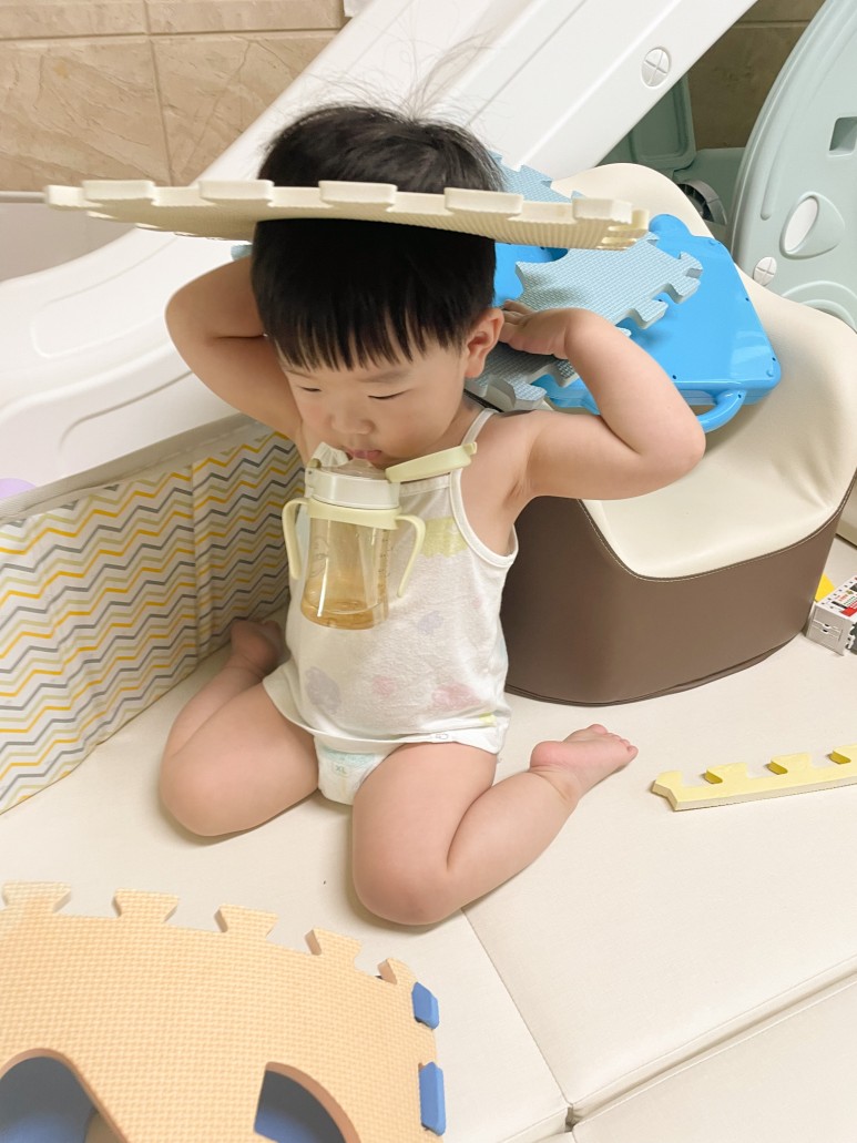 아기 코로나바이러스 증상은 발열, 검사도 모르고 지나칠 뻔 15
