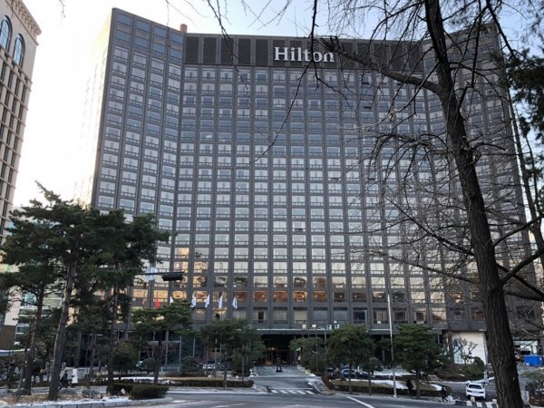  남산 밀레니엄 힐튼호텔 영업 종료 이유 '40년 역사' 밀튼 추억 한국 건축가 설계한 국내1호 호텔