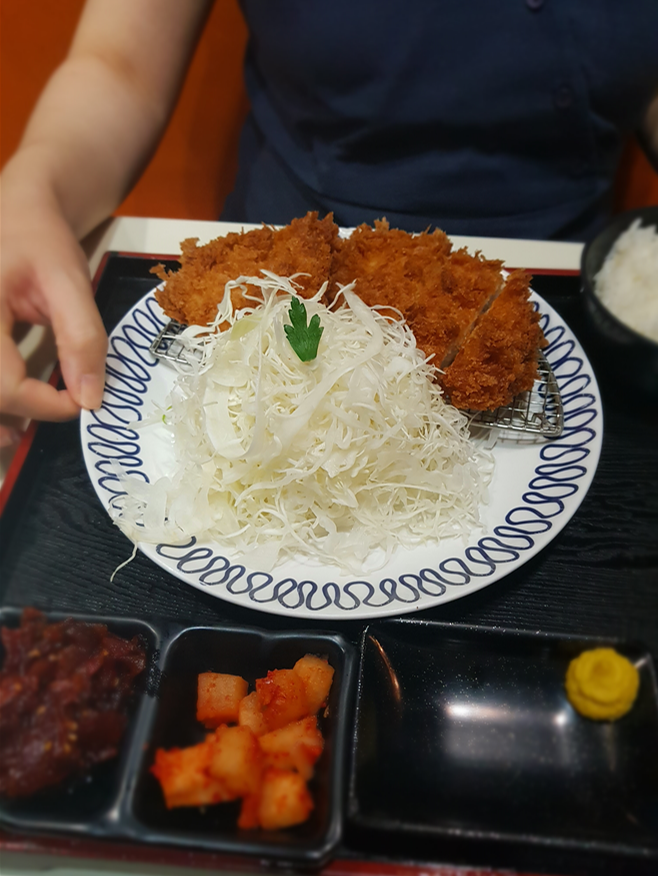 삼성 폰으로 찍었던 히레카츠와 로스카츠