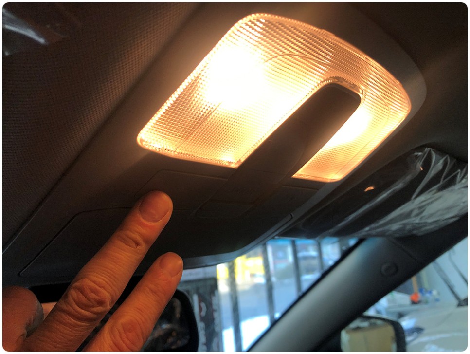 티볼리 에어 가솔린 연비 티볼리에어 1.5가솔린 화이트 7