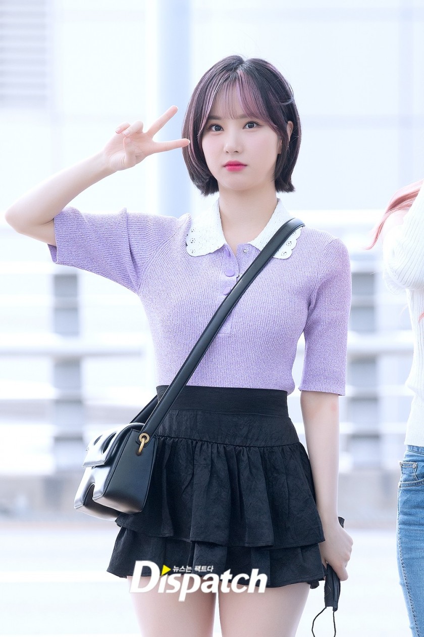  짧은 치마 공항패션 비비지 은하