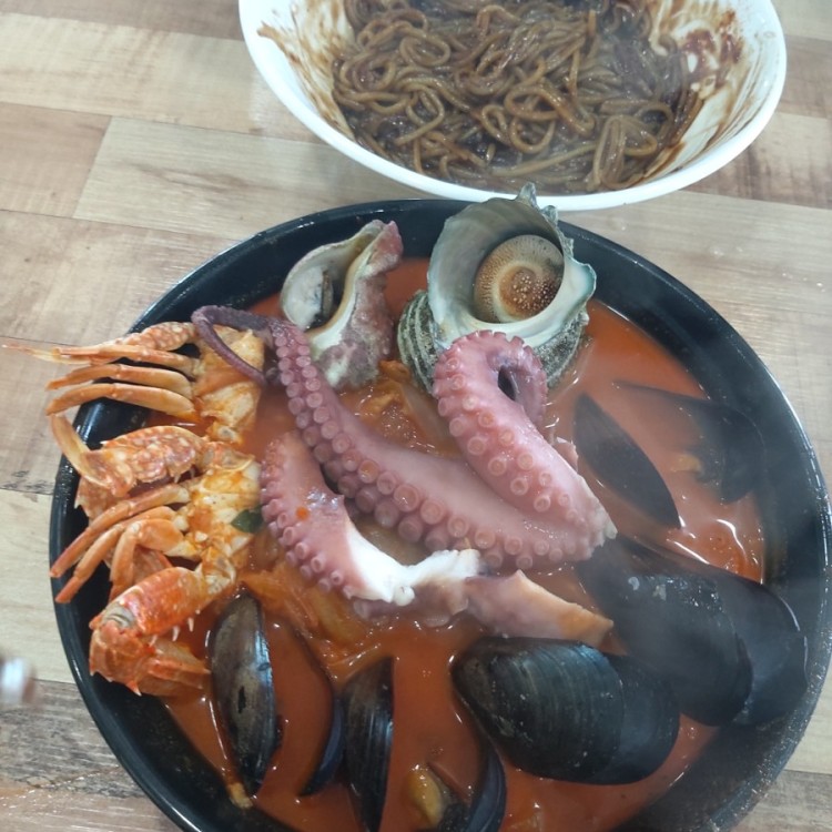 우체국  수비드스테이크박스 문어해장짬뽕우동
