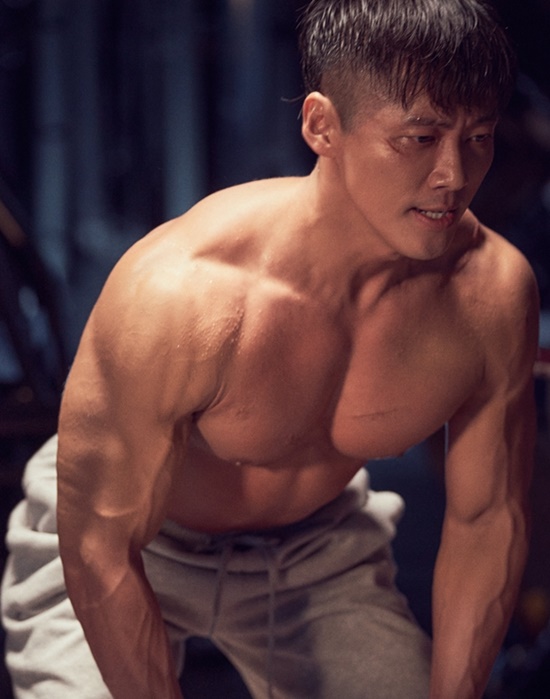 '검은 태양' 남궁민, '10kg 증량' 완벽 벌크업  [사진]