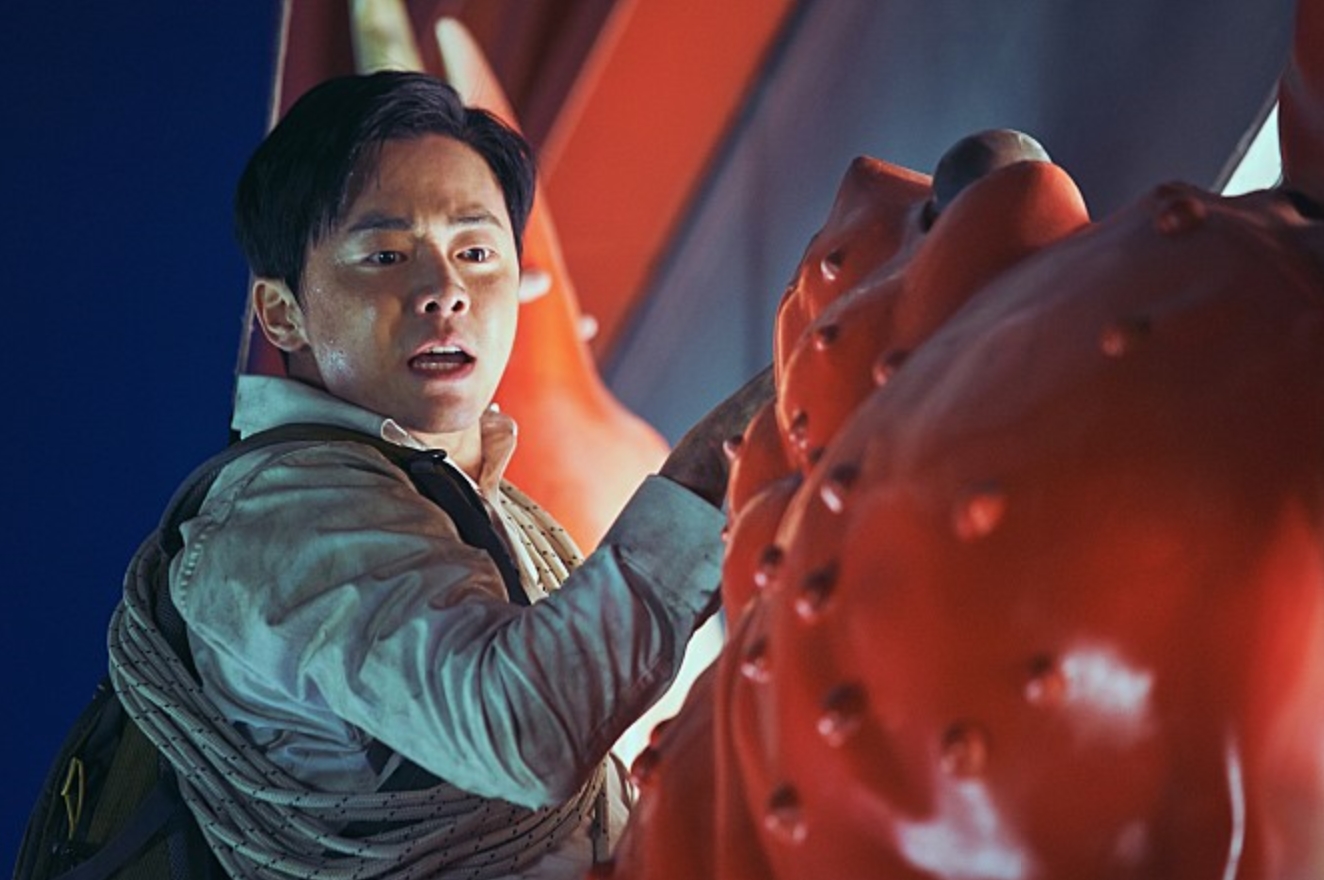  엑시트 (2019) _ 킬링 타임으로 제격인 영화 :D 스포 있어용