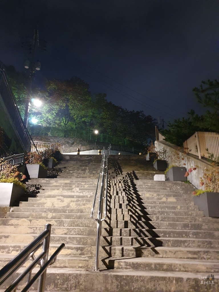 인왕산 계단