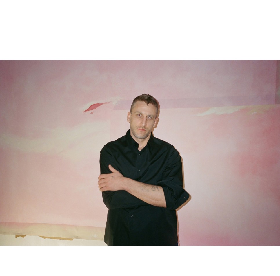 지속가능 패션을 위한 반팔 브랜드, 하트 로고 티셔츠는 꼭~ 러브 바이 커티스 쿨릭 (LOVE by Curtis Kulig) 론칭! 11