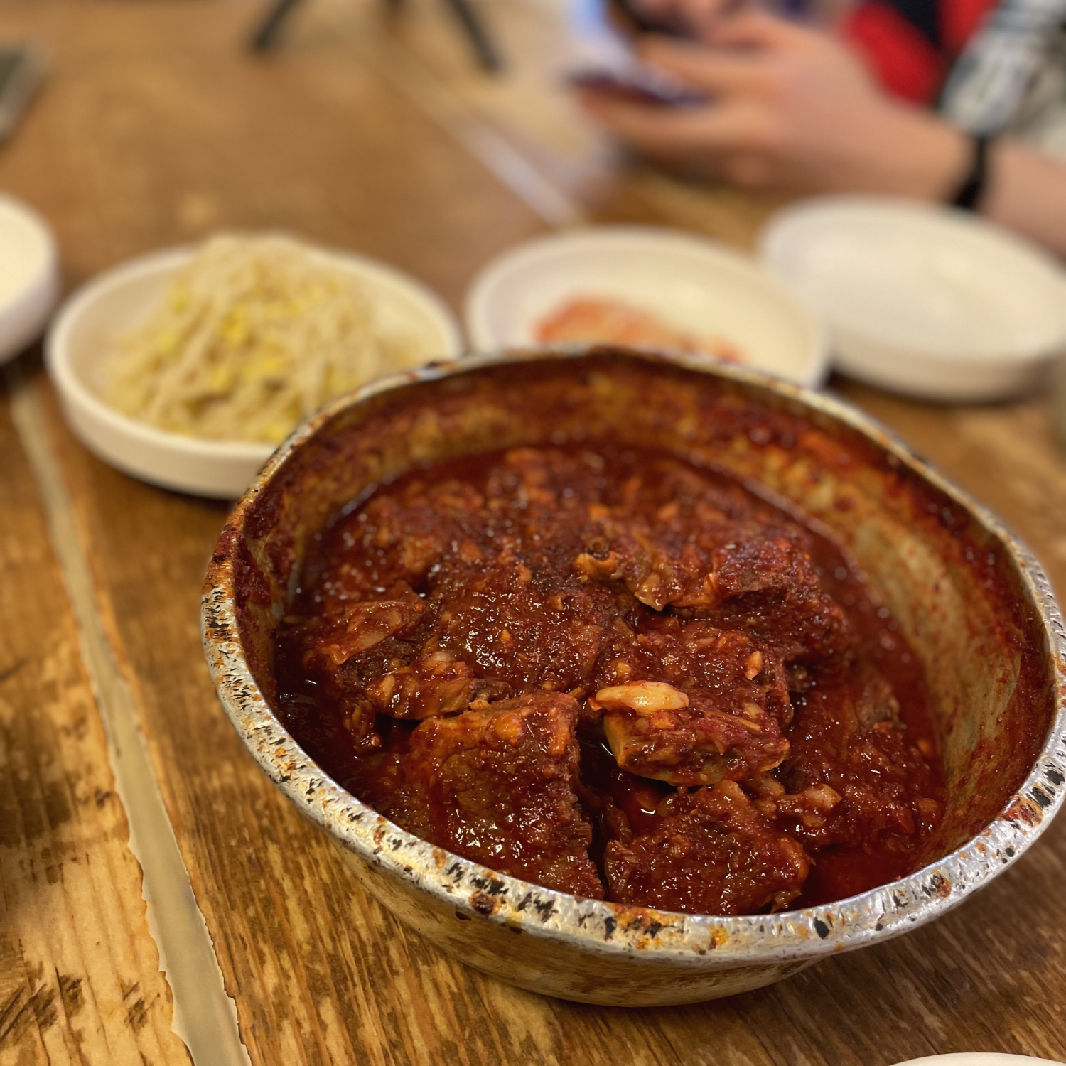  [신사] 매운갈비찜 맛집! 아이돌이 추천하는 맛집 <옛향기 가득한 동인동>