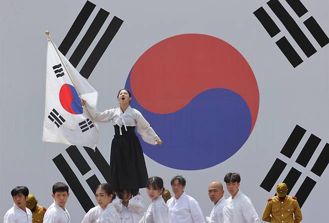 다운로드 (5).jpg