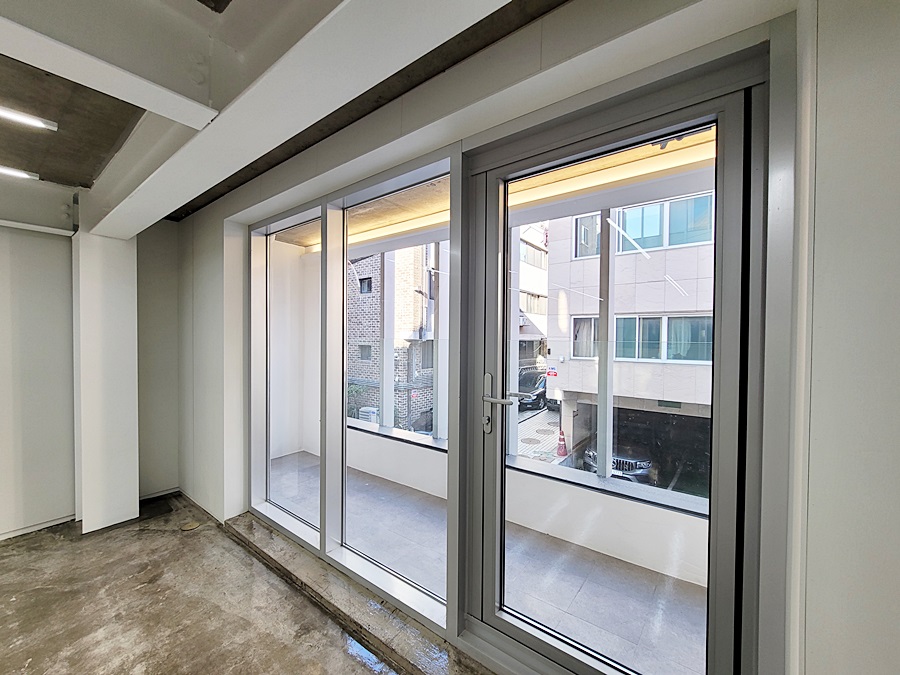 신축 첫 입주 역삼동 사옥 통임대 [강남사무실 임대] 9호선 언주역 146평 22