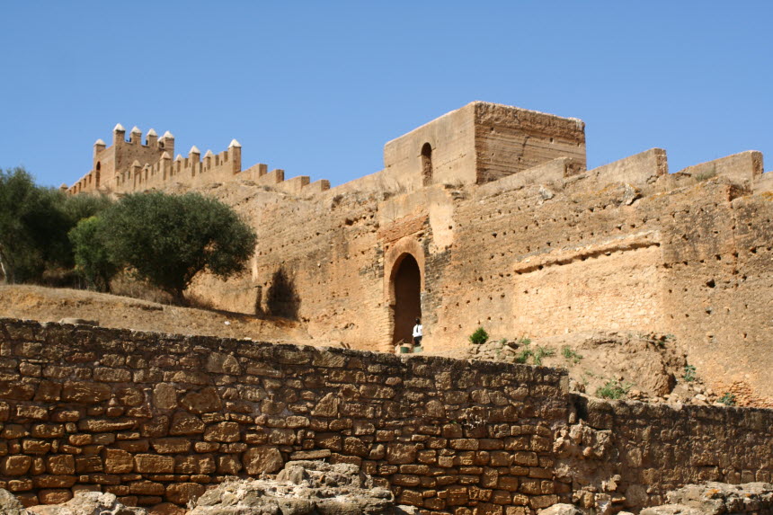 성벽으로-둘러싸인-모로코-라바트-셀라유적