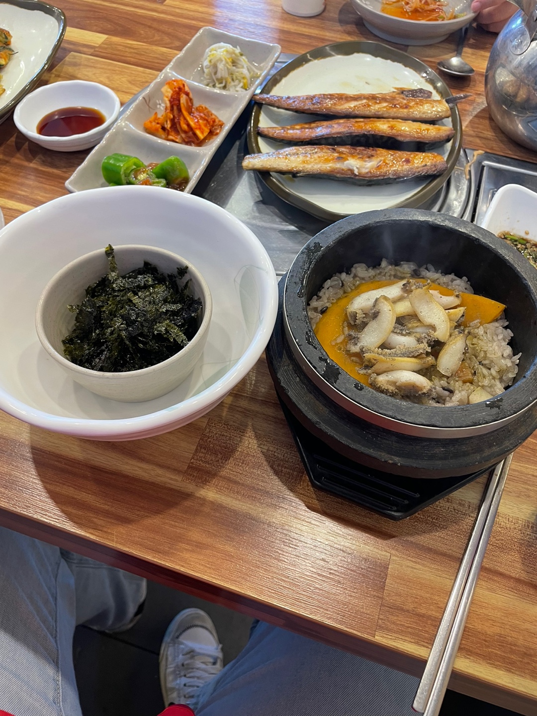 동피랑 전복마을 전복돌솥밥