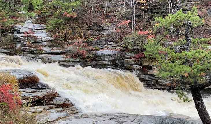 Lake-Minnewaska-Awosting-Falls