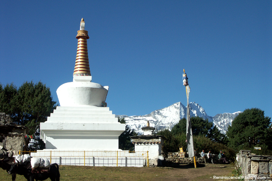 에베레스트트레킹-티베트불교-스투파