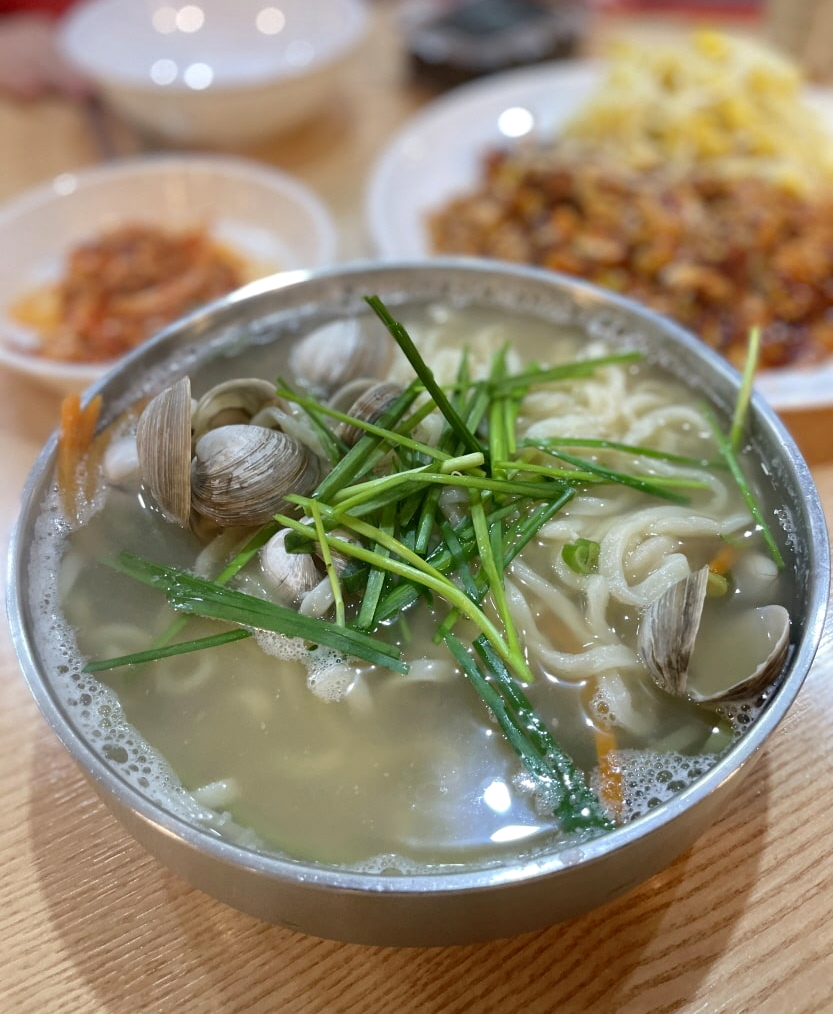 온천손칼국수