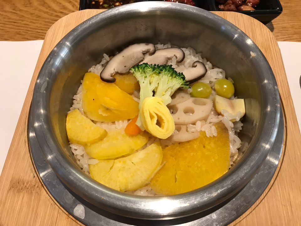  홍대 맛집 <들풀 한상> 분위기 정갈한 솥밥 한정식집