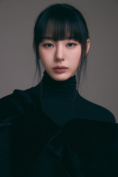  노제 새 프로필에 노제여보단 난리, 학교 나이 키 라인.
