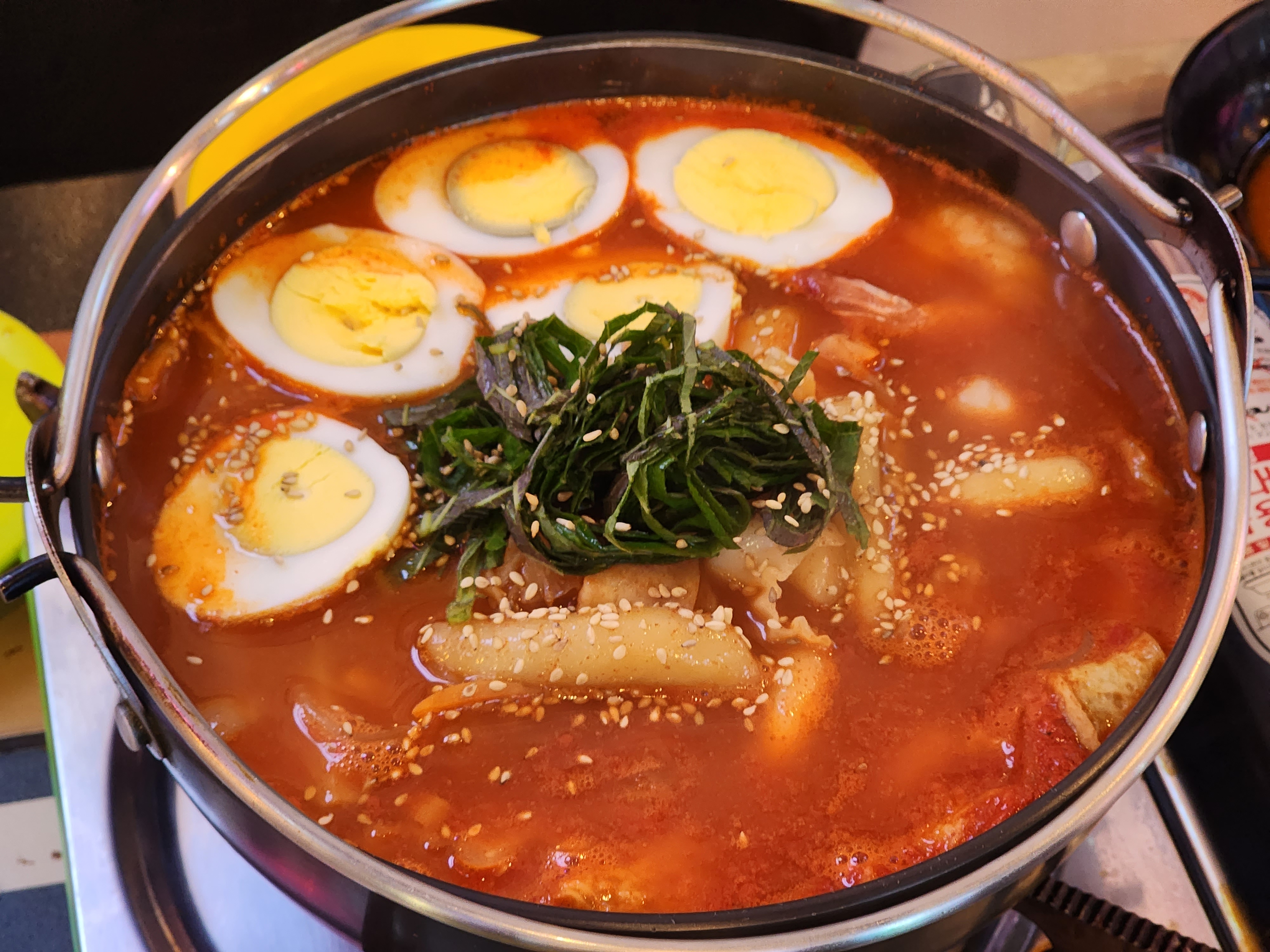 인천 검암동 분위기술집 ‘The 술집’ – 매콤 떡볶이와 소주 한잔, 그 찰떡궁합