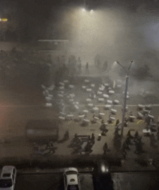  카자흐스탄 비상계엄 발령..."분노한 시민들 부패 타도" VIDEO: Apparent gunshots heard during protests in Kazakhstan's biggest city