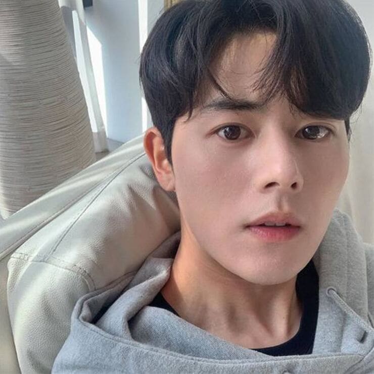 김동준 이미지