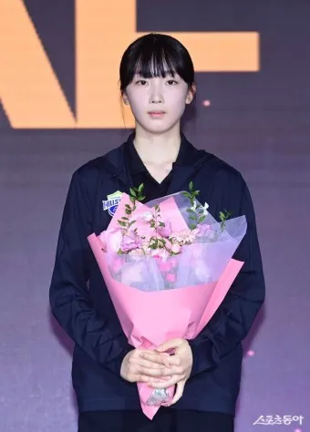 현대건설 최서현 프로필 연봉 인스타 사진_14