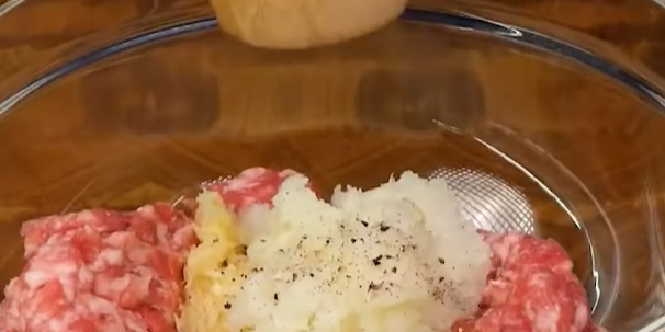 다진 돼지고기