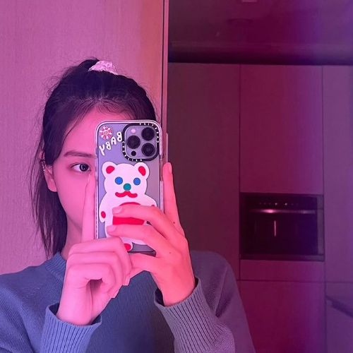  블랙핑크 지수, 손흥민과 열애설 부인 후  SNS으로 알린 첫 근황