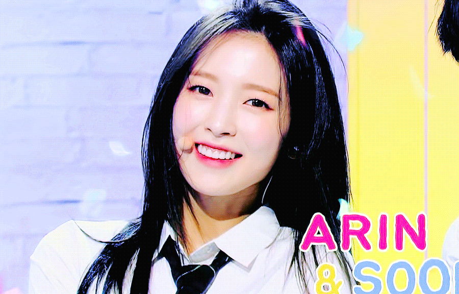  뮤직뱅크 교복짤 오마이걸 아린 gif