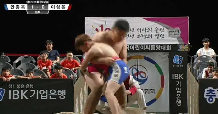  어린이 씨름대회 밸런스 파괴 대참사ㅋㅋㅋ