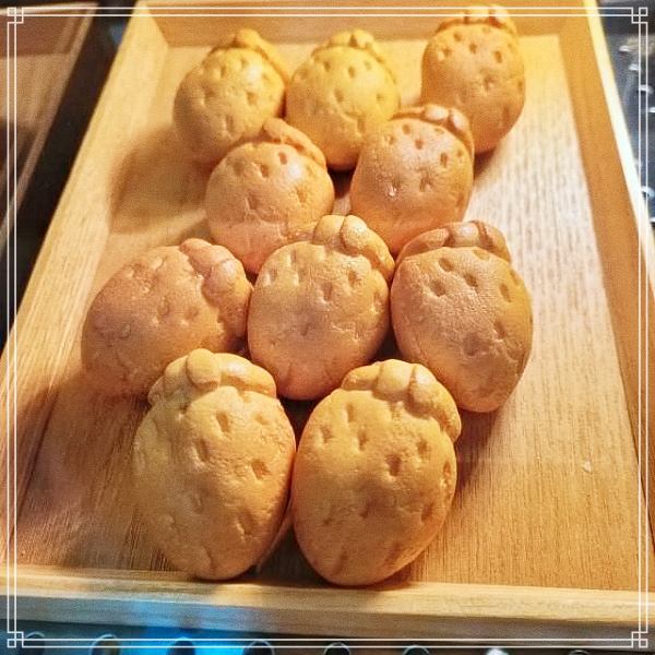  2057회 생방송 오늘저녁 시장이 반찬 딸기잼과 비법 크림을 넣어 만든 딸기빵 맛집 논산 화지 중앙시장 이색 디저트, 새콤달콤 베이커리 가격 위치 어디