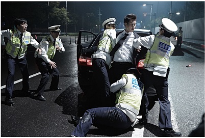 영화 끝까지간다 주요장면