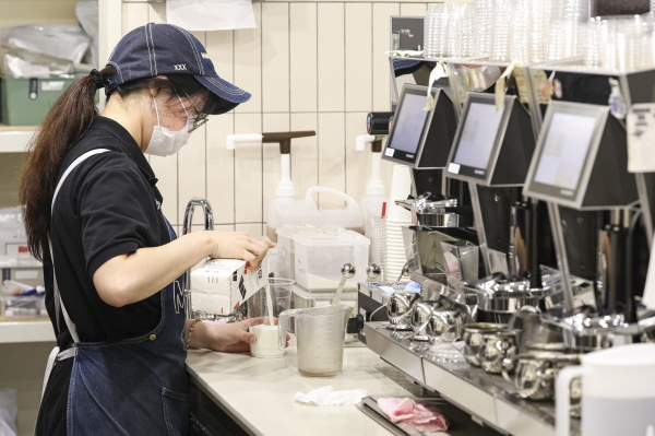 (2025년 최저임금) 최저임금 고용사원 사진?