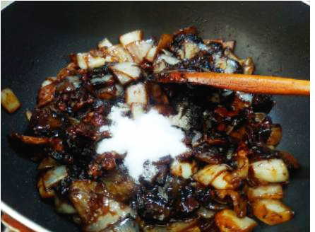 jajangmyeon (korean style black been sauce noodles)