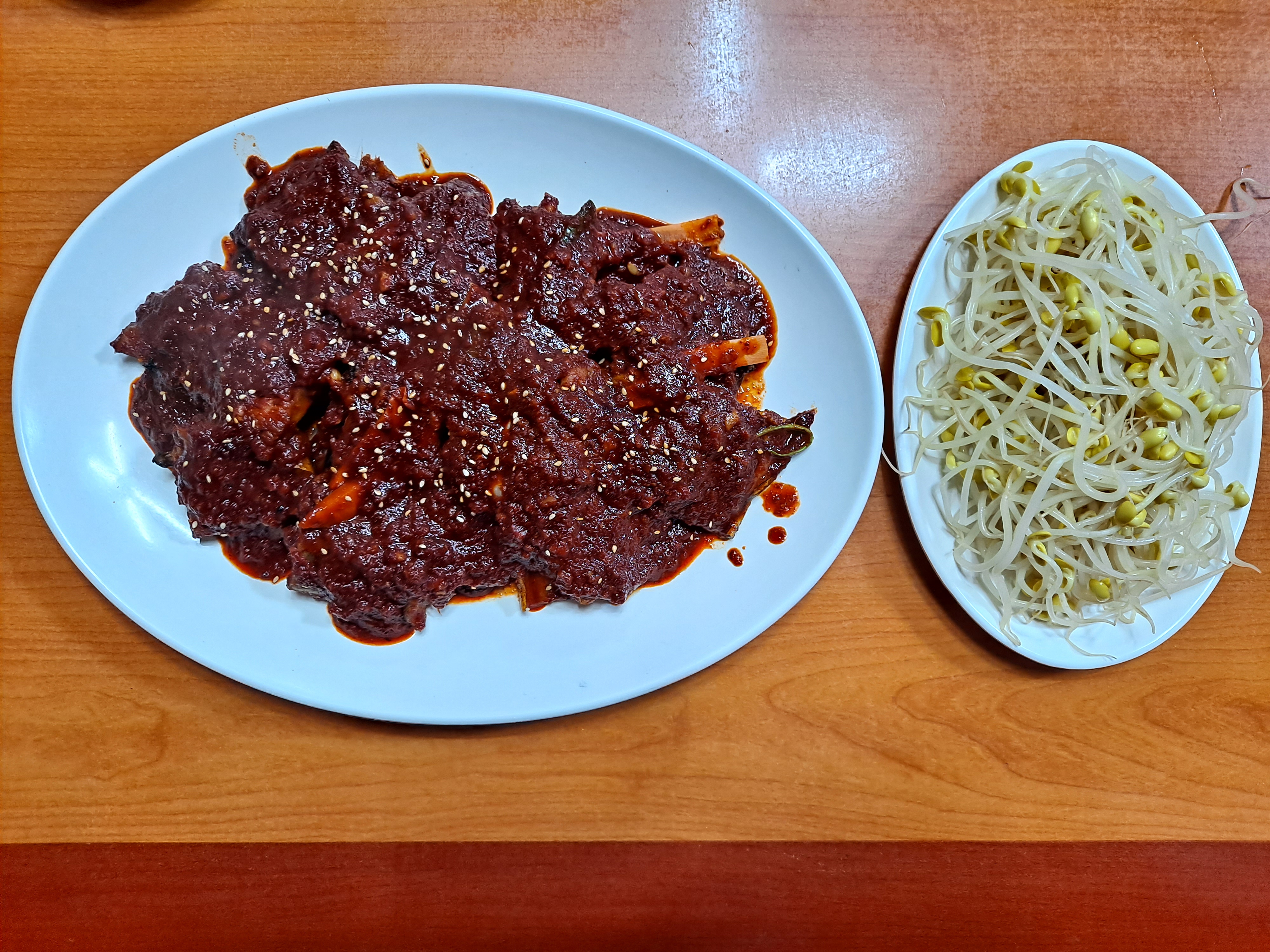 손에 들고 쪽쪽 빨아 먹다, 명태찜(Braised Pollack)