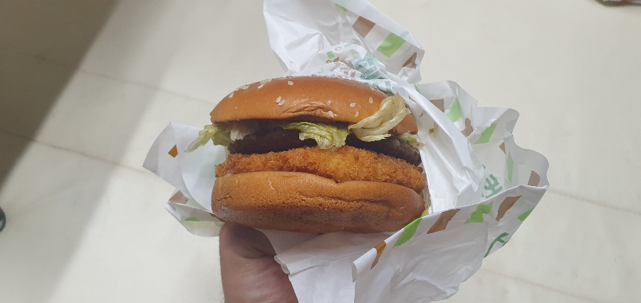 내돈내산 맥도날드 진도대파크림크로켓 버거 내돈내산 맥도날드 진도대파크림크로켓 버거