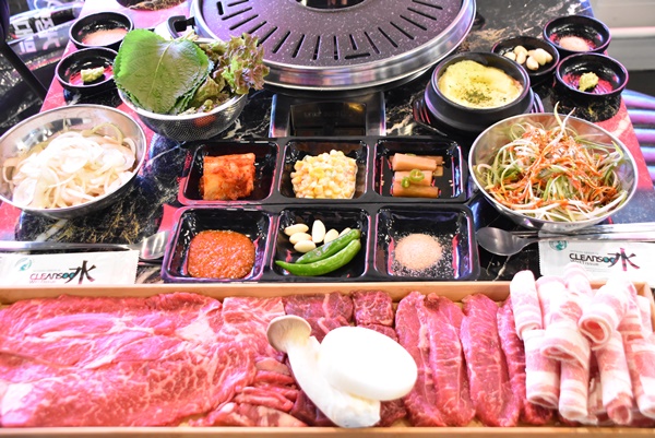  부위별 소고기가 맛있는 약수역 맛집 1번지정육식당~